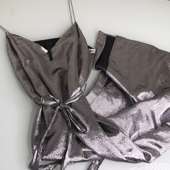 Dresses & Skirts - Topshop Boutique Metallic Dress